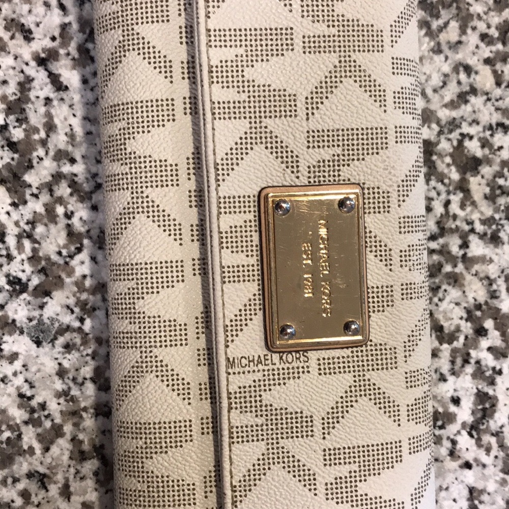 Michael Kors Trifold Wallet